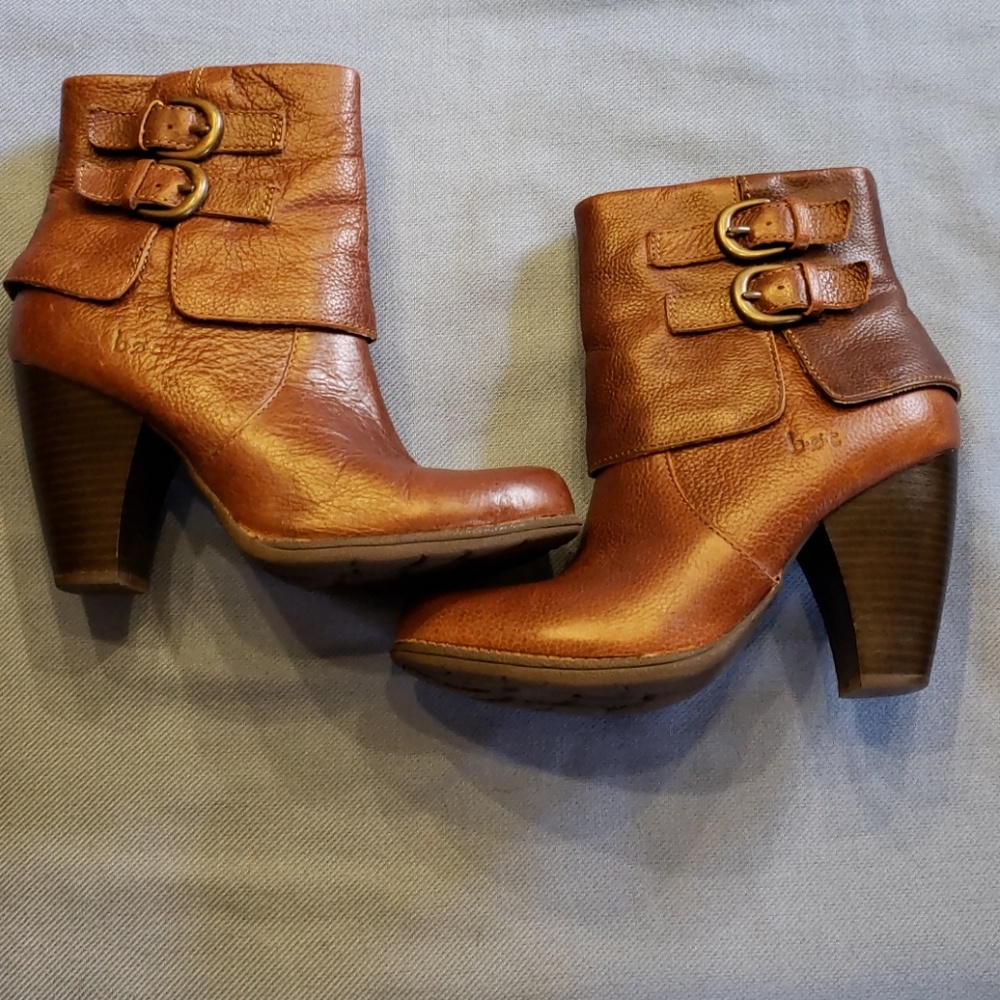 boc Leather ankle heeled boots Size 7/38